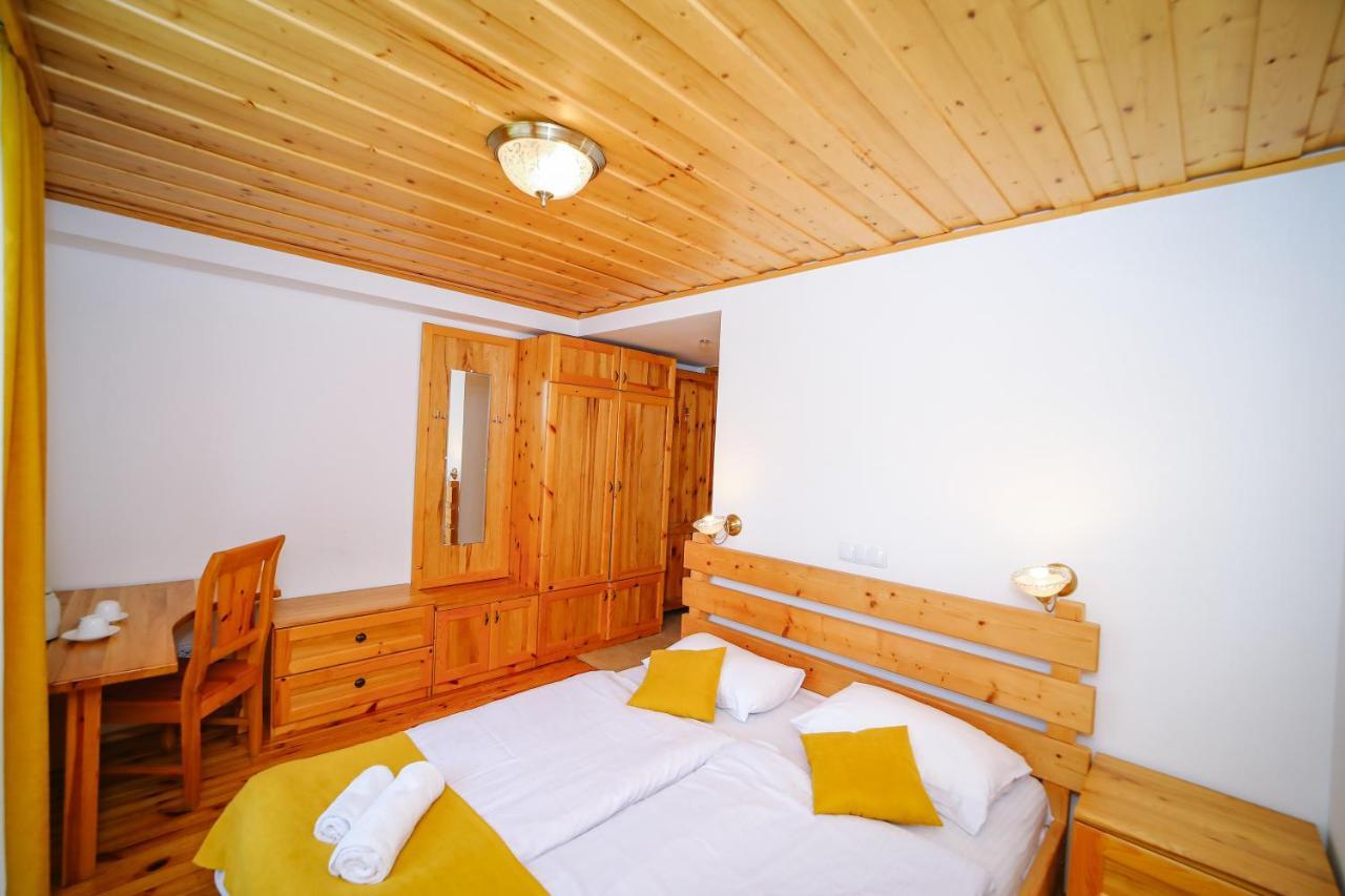Alpenhaus Kazbegi Hotel & Restaurant Exteriér fotografie
